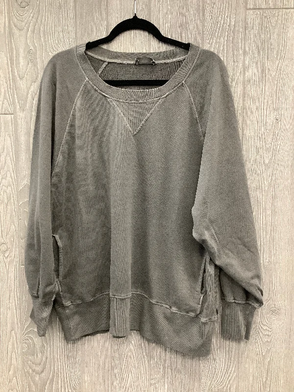 Top Long Sleeve By Zenana Outfitters In Grey, Size: 1x