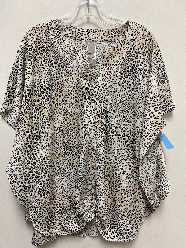 Top Short Sleeve By Chicos In Animal Print, Size: M