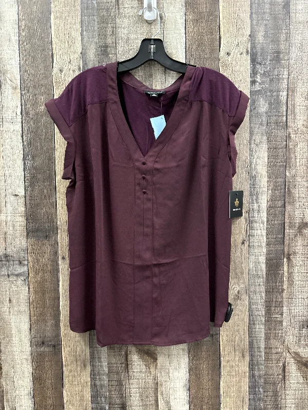 Blouse Sleeveless By Fortune & Ivy In Maroon, Size: Xl