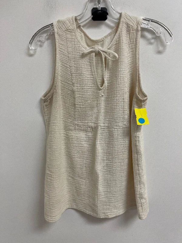 Top Sleeveless By Clothes Mentor In Cream, Size: M